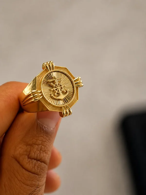 Anchor Claw Signet Ring