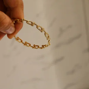 Horseshoe Link Bracelet