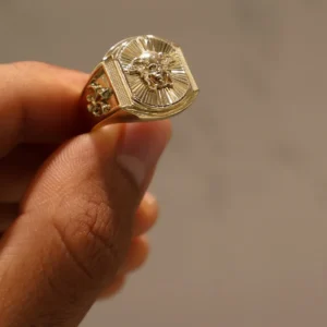 Lion Head Sunburst Signet Ring