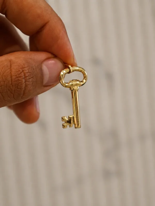 Skeleton Key Pendant