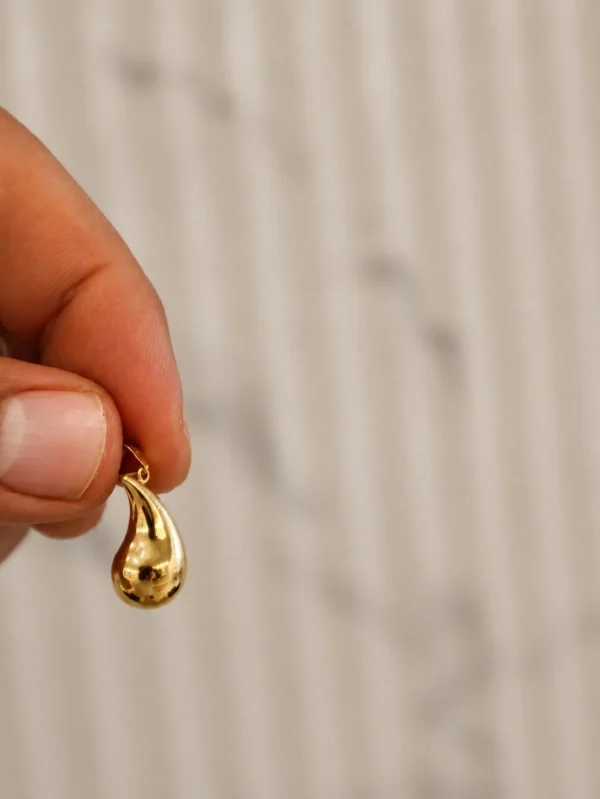 Teardrop Pendant