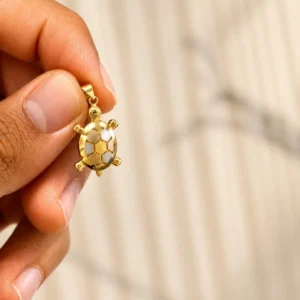 Tri-Colour Turtle Pendant